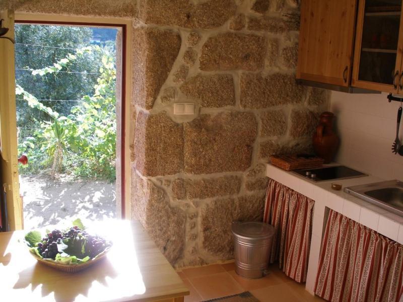 Casa Do Moleiro Guest House Cinfaes Bagian luar foto
